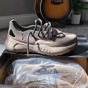 SIA Collective SC20-Foam